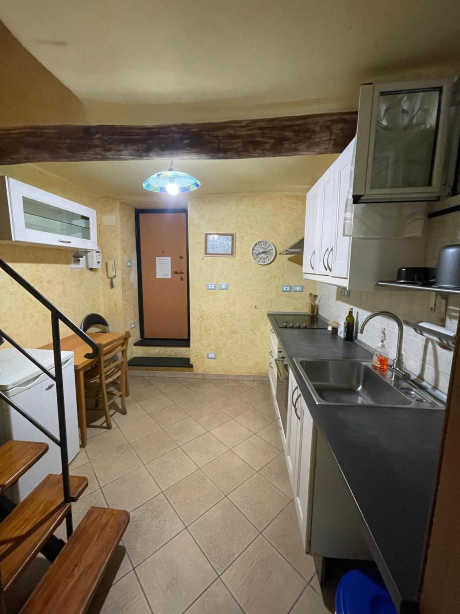 Bilocale Arredato Sestri Ponente Apartment Genoa Bagian luar foto